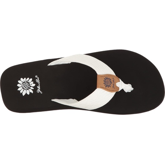 Yellow Box Flip Flops - Picture 4 of 10